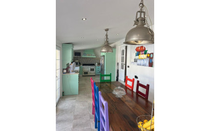 Resale - Villa -
Heredades