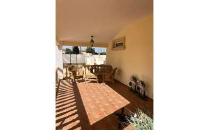 Resale - Villa -
Heredades