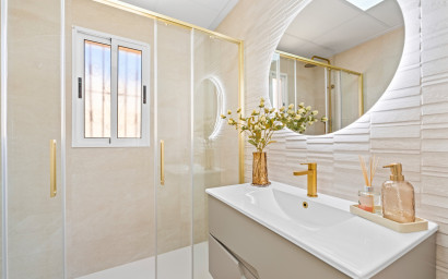 Resale - Townhouse -
Villamartín