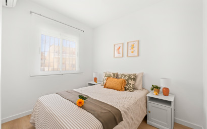 Resale - Townhouse -
Villamartín