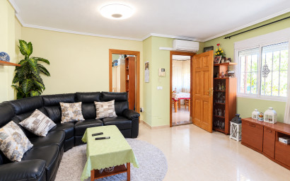 Resale - Townhouse -
Ciudad Quesada