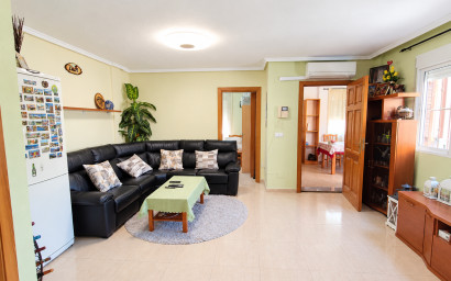 Resale - Townhouse -
Ciudad Quesada