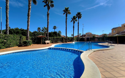 Resale - Townhouse -
Ciudad Quesada
