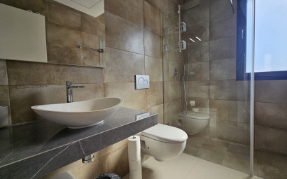 Resale - Villa -
Villamartín