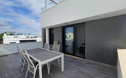Resale - Villa -
Villamartín