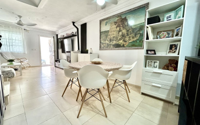 Revente - Maison mitoyenne -
Formentera del Segura