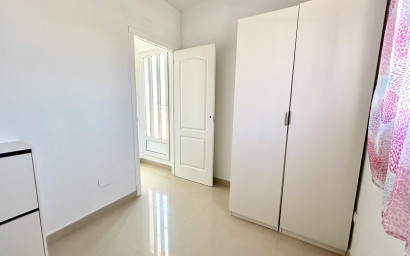 Revente - Maison mitoyenne -
Formentera del Segura