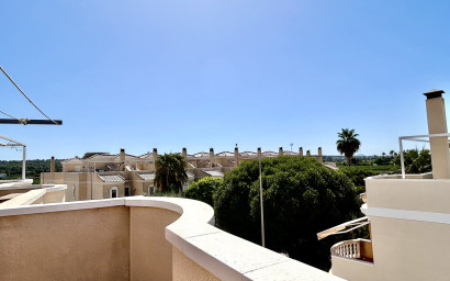 Revente - Maison mitoyenne -
Formentera del Segura