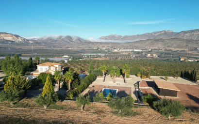 Revente - Villa -
Hondón de las Nieves