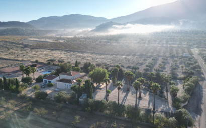 Revente - Villa -
Hondón de las Nieves
