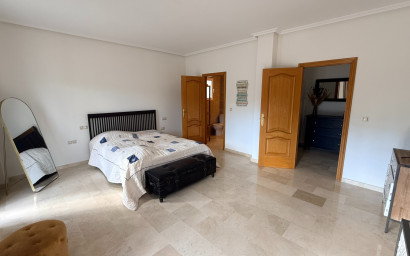 Revente - Villa -
Hondón de las Nieves