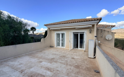 Revente - Villa -
Hondón de las Nieves