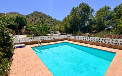 Resale - Finca - Country Property -
Hondón de los Fráiles