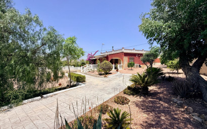 Resale - Finca - Country Property -
Hondón de los Fráiles