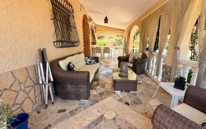 Resale - Finca - Country Property -
Hondón de los Fráiles