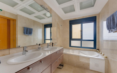 Revente - Penthouse -
Torrevieja - La Veleta