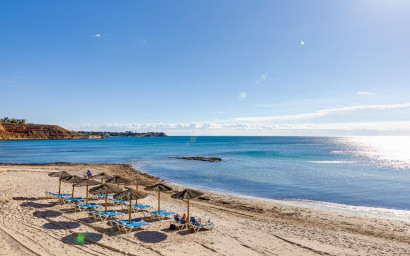 Herverkoop - Villa -
Orihuela Costa - Lomas de Don Juan