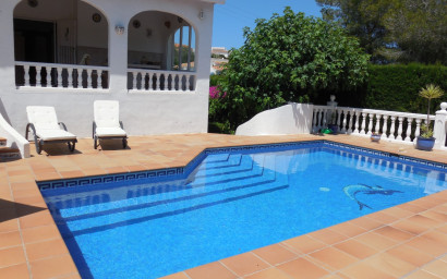 Revente - Villa -
Jávea - Cansalades