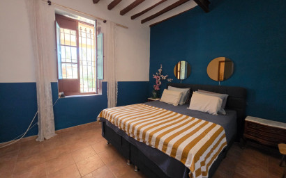 Herverkoop - Landhuis -
Elche - Costa Blanca