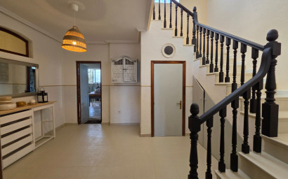 Herverkoop - Landhuis -
Elche - Costa Blanca