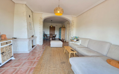 Herverkoop - Landhuis -
Elche - Costa Blanca