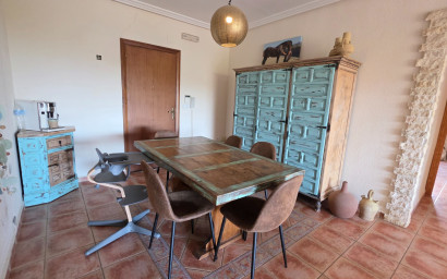 Herverkoop - Landhuis -
Elche - Costa Blanca
