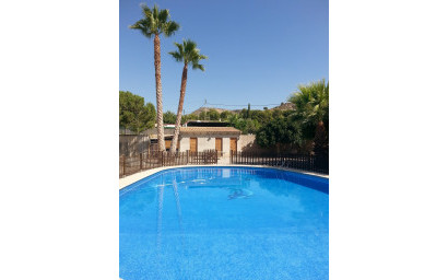Herverkoop - Villa -
La Romana - Inland