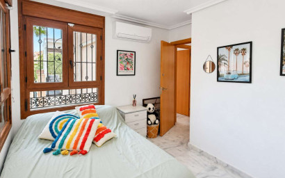 Resale - Villa -
Algorfa - Inland