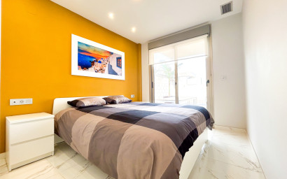 Herverkoop - Villa -
Villamartín - Costa Blanca