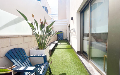 Herverkoop - Villa -
Villamartín - Costa Blanca