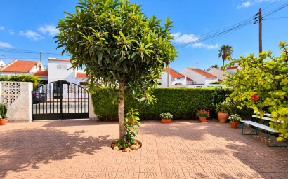 Revente - Maison mitoyenne -
Torrevieja - Costa Blanca