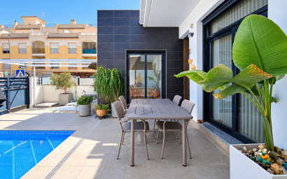 Herverkoop - Villa -
Formentera del Segura - Costa Blanca