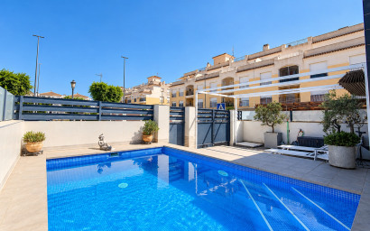 Herverkoop - Villa -
Formentera del Segura - Costa Blanca
