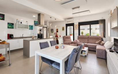 Herverkoop - Villa -
Formentera del Segura - Costa Blanca