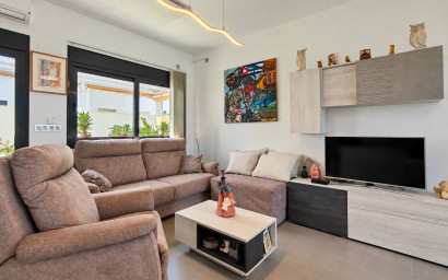 Herverkoop - Villa -
Formentera del Segura - Costa Blanca