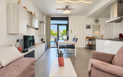 Herverkoop - Villa -
Formentera del Segura - Costa Blanca