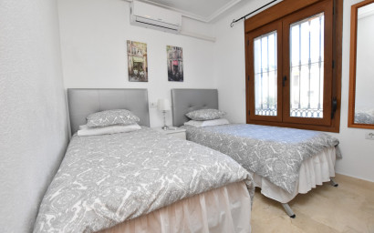 Herverkoop - Bungalow -
Algorfa - Inland