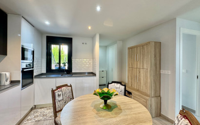 Resale - Apartment -
San Miguel de Salinas - Inland