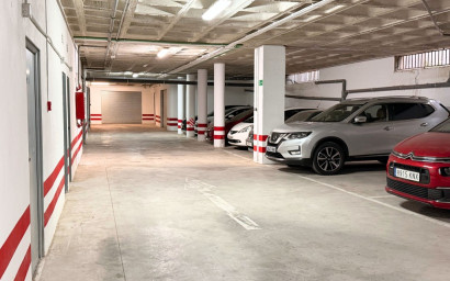 Herverkoop - Plat -
Lo Crispin - Inland