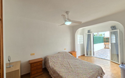 Revente - Maison mitoyenne -
Villamartín - Costa Blanca