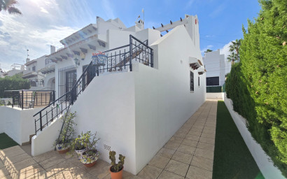 Revente - Maison mitoyenne -
Villamartín - Costa Blanca
