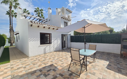 Revente - Maison mitoyenne -
Villamartín - Costa Blanca