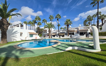 Revente - Maison mitoyenne -
Villamartín - Costa Blanca