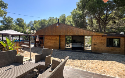 Herverkoop - Landhuis -
San Miguel de Salinas - Inland