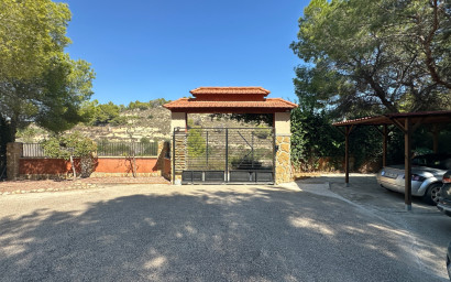 Herverkoop - Landhuis -
San Miguel de Salinas - Inland