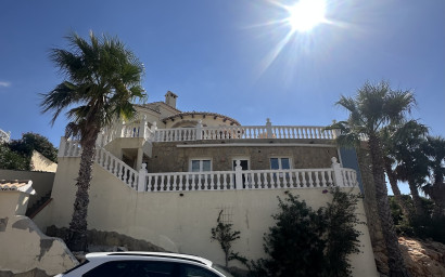 Revente - Villa -
Cumbre del Sol - Costa Blanca