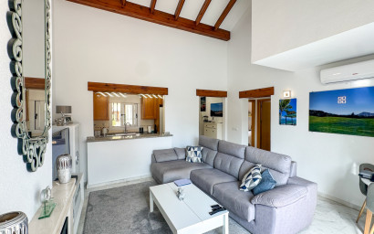 Revente - Maison mitoyenne -
Algorfa - Inland