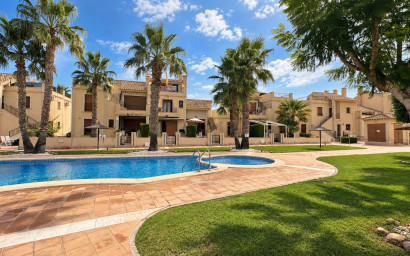 Revente - Maison mitoyenne -
Algorfa - Inland