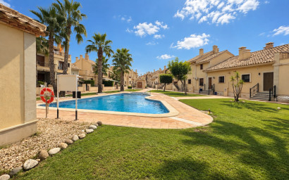 Revente - Maison mitoyenne -
Algorfa - Inland