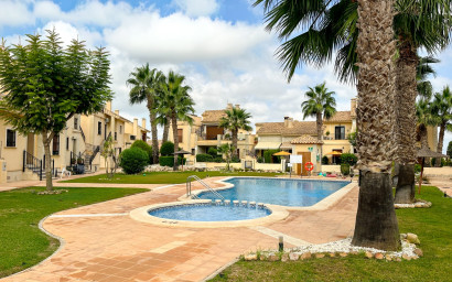Revente - Maison mitoyenne -
Algorfa - Inland